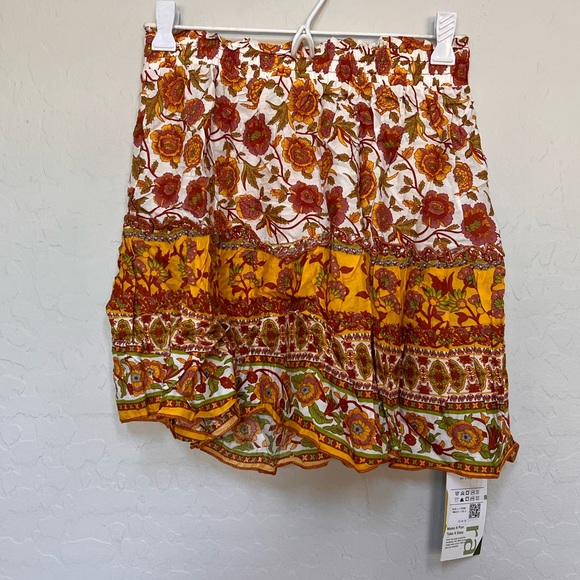 HALARA Skirts Halara High Waist Ruffle Skirt Floral Print Size